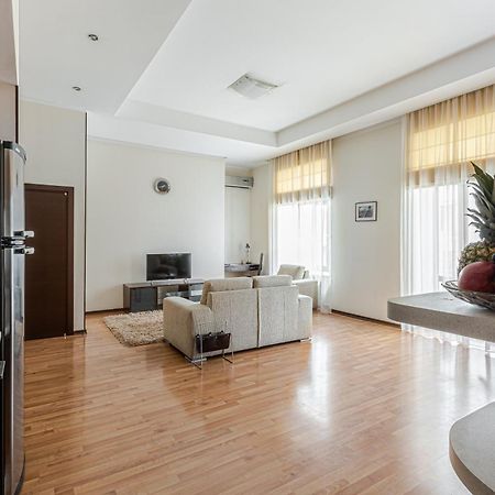 Senator City Center Kiev Rum bild